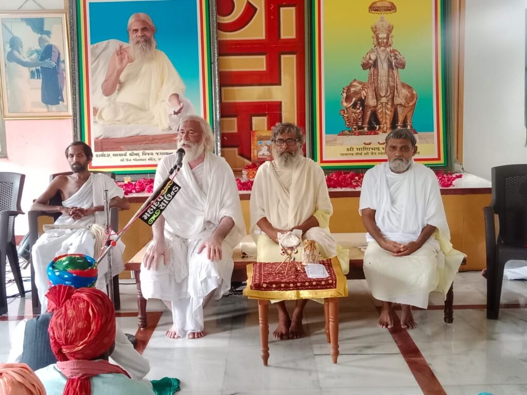 પરોલી તીર્થમાં ગુરુ ગુણોદયસાગરસૂરીશ્વરજીની છઠ્ઠી સ્વર્ગારોહણ તિથિની ભવ્ય ઉજવણી